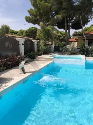 Piscina di Aquamarina Pintadera Blu & SPA o nelle vicinanze