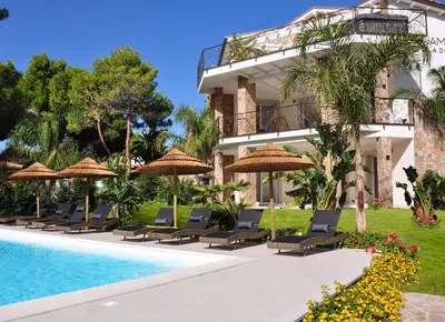 Piscina di Aquamarina Pintadera Rossa & SPA o nelle vicinanze