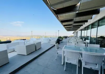 Balcone o terrazza di [Loft Comodo ed Elegante] • Wi-Fi e Colazione