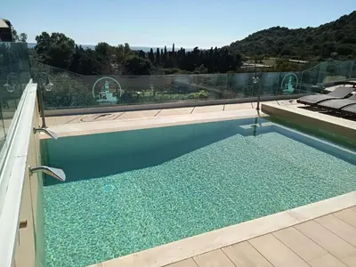 Piscina di Crabonaxa Suites o nelle vicinanze
