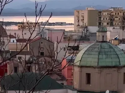 Vista generica su Cagliari o vista sulla città dall'interno dell'appartamento