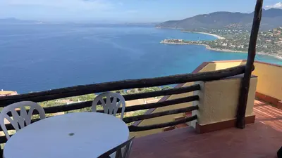 Paesaggio naturale nelle vicinanze dell'aparthotel
