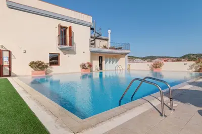 Piscina di Residence Le Fontane o nelle vicinanze