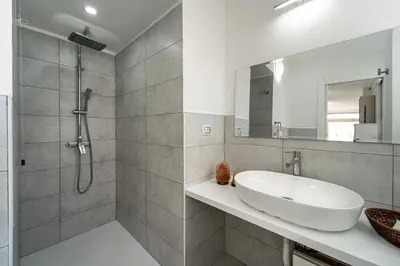 Bagno di Monolocale Gio