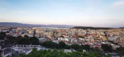 Vista generica su Cagliari o vista sulla città dall'interno dell'appartamento