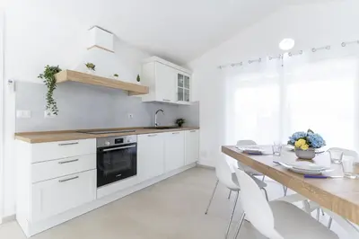 Cucina o angolo cottura di Villa Elena - Affitti Brevi Italia