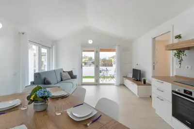 Cucina o angolo cottura di Villa Elena - Affitti Brevi Italia