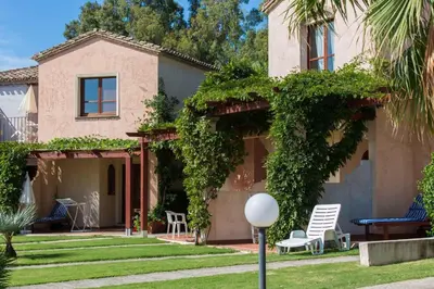 Giardino di Residence Baia delle Palme Studio 43439