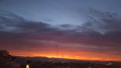 Alba o tramonto visti dall'interno della casa vacanze o dai dintorni