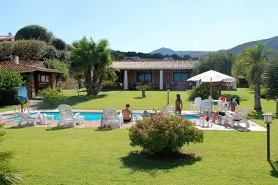 Piscina di Villa Le Palme o nelle vicinanze