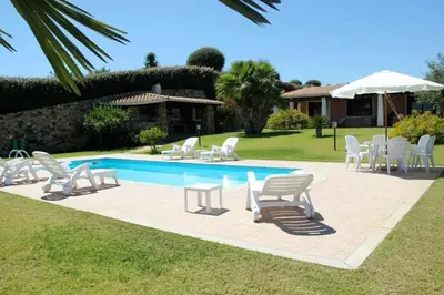 Piscina di Villa Le Palme o nelle vicinanze