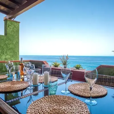 Villa sul mare Porto Corallo