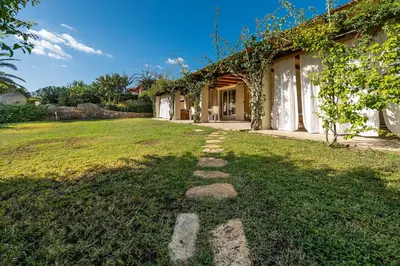Giardino di DOMUS MARIS Villa Charmant Porto Giunco Notteri VILLASIMIUS