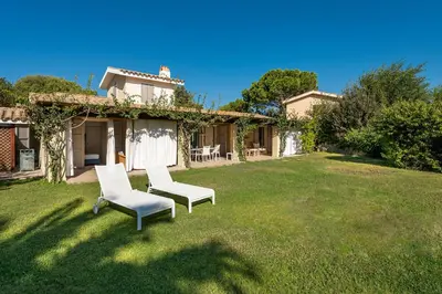 Giardino di DOMUS MARIS Villa Charmant Porto Giunco Notteri VILLASIMIUS