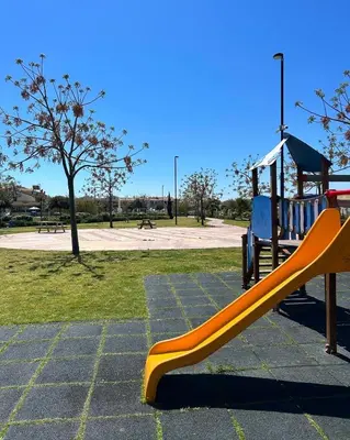 Area giochi per bambini di Piccola residenza del parco