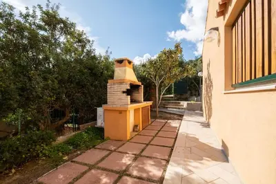 Balcone o terrazza di [Sea view- 5 minutes from the beach] Garden, Wi-Fi, bbq