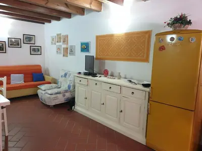 Cucina o angolo cottura di La Casa di Tella - Portopaglia free wifi - free parking