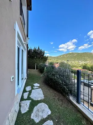 Paesaggio naturale nelle vicinanze della villa