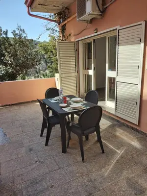Balcone o terrazza di Casa Rosa I.U.N Q9637
