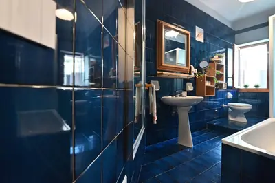 Bagno di Artemis Kalaris Home