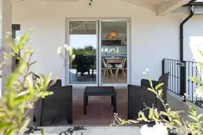 Balcone o terrazza di The White Villa