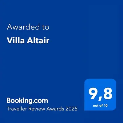 Certificato, attestato, insegna o altro documento esposto da Villa Altair