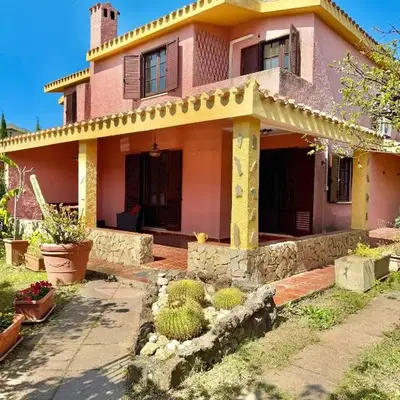 Lovely home 5 min walk to the beach