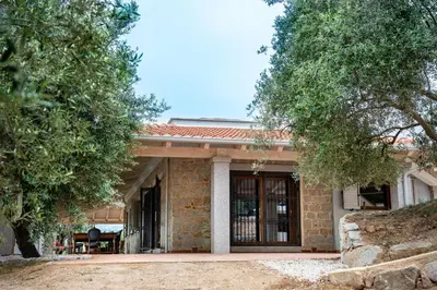 Edificio in cui si trova la villa
