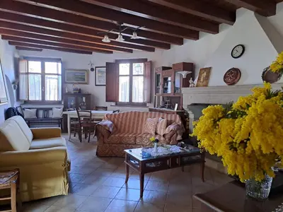 Area soggiorno di B&B S'Omu Antiga